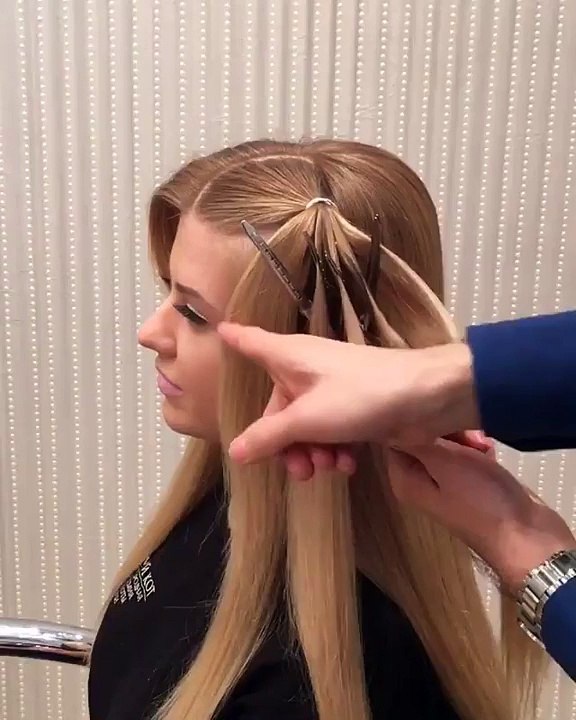 Coiffure en forme de chapeau