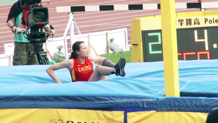 Li Ling, a Chinese beautiful pole vaultor