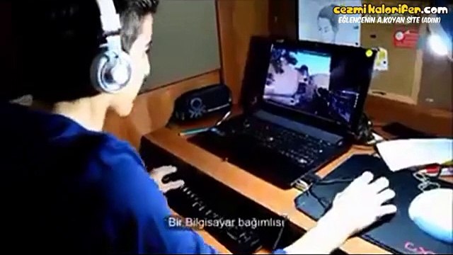 İngilizce Ödevi İçin Video Hazırlayan Gençlerin Oscarlık Performansı