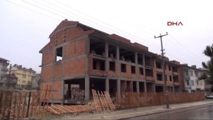 Kütahya İnşaatın 3'üncü Katından Düşen İşçi Kurtarılamadı