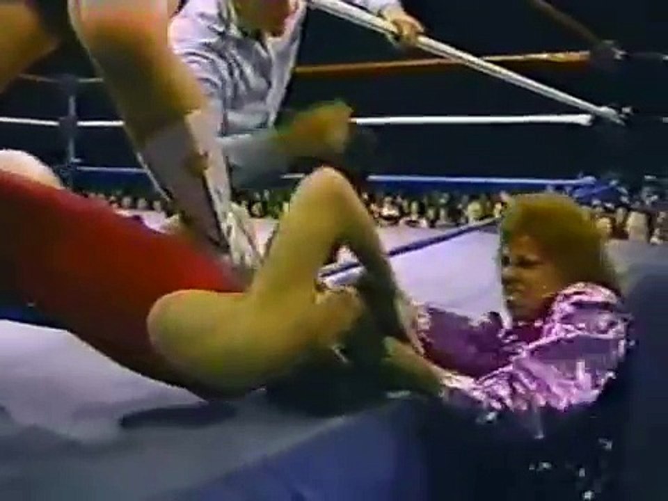 Leilani Kai vs Susan Starr   Championship Wrestling March 23rd, 1985