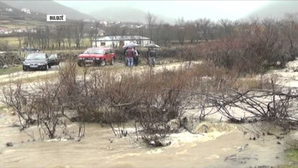 Descargar video: Përmbytjet, situata deri në mesditë  - Top Channel Albania - News - Lajme