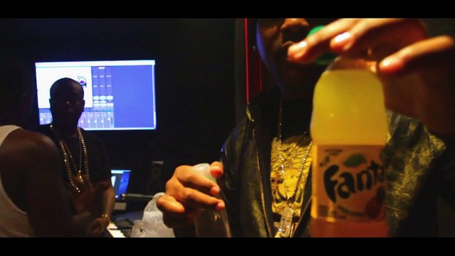 Trav Feat. Blac Youngsta - Real Nigga