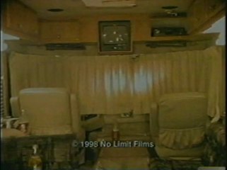 Master P performs make em say uhh on stage at the summit