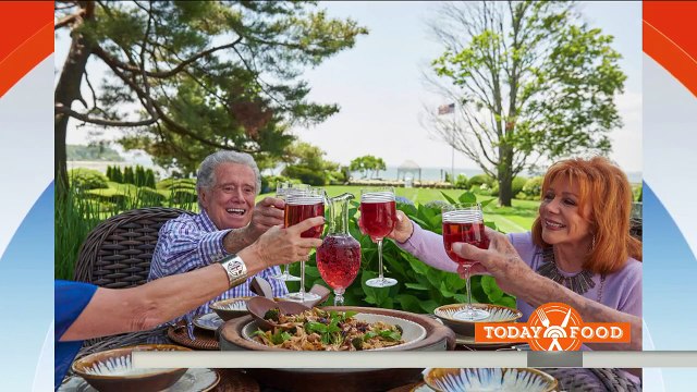 Joy Philbin Cooks Up Tasty Pasta (A La Regis) | TODAY