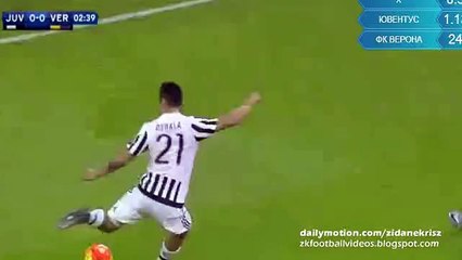 Video herunterladen: Stephan Lichtsteiner Super Chance - Juventus v. Hellas Verona 06.01.2016 HD