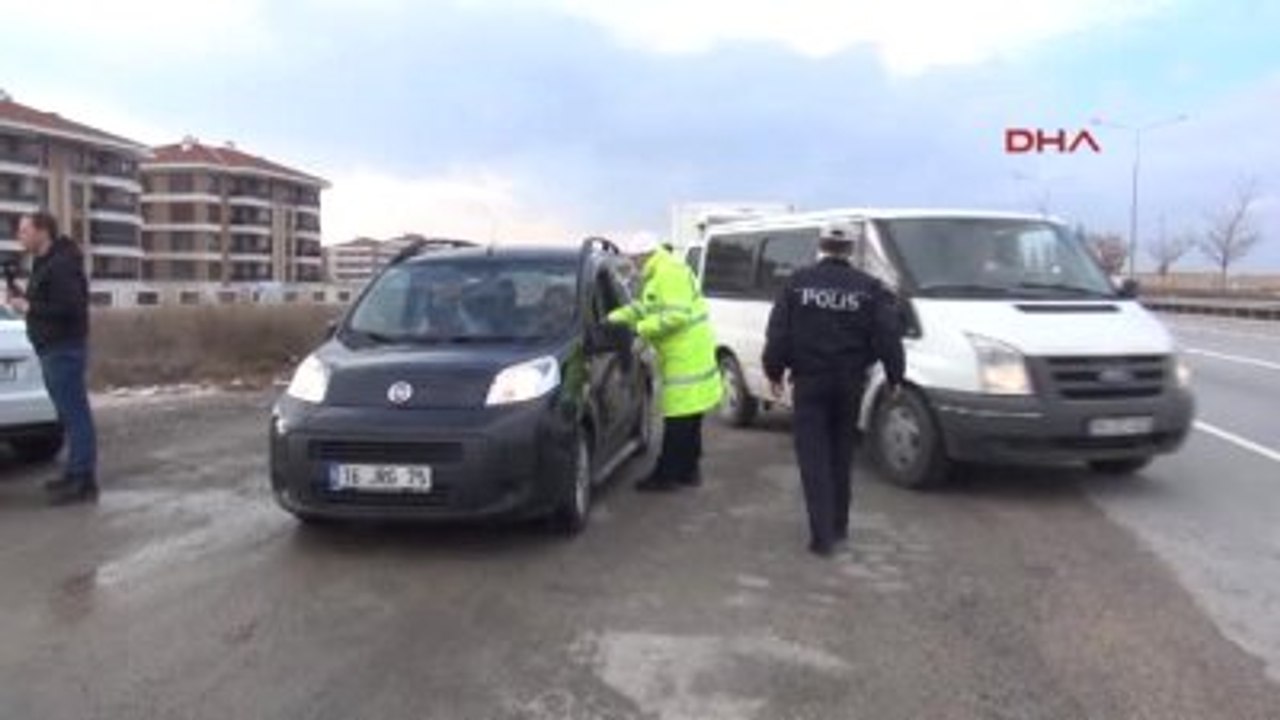 Eskişehir - Trafik Polisleri Sürücülere Uyarıcı...