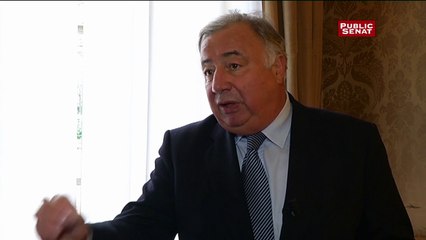 Gérard Larcher fustige le « débat surréaliste à gauche sur la déchéance pour tous »