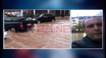 Gazetari Elvis Hila raporton nga Lezha për përmbytjet- Ora News