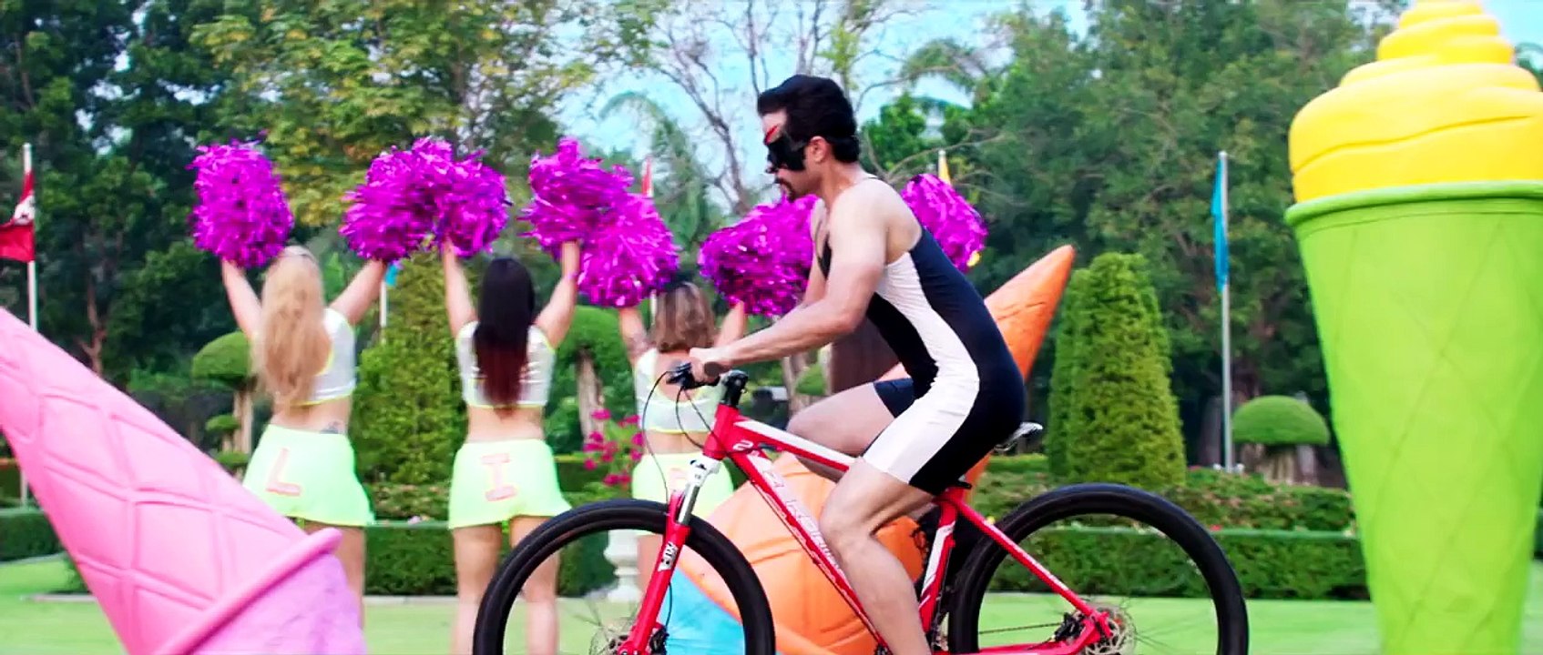 Kyaa Kool Hain Hum 3 - Official Trailer __ Starring Tusshar, Aftab Shivdasani and Mandana Karimi!