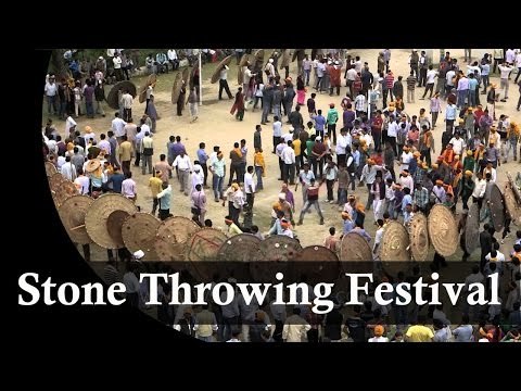 Bizarre Festival - Mass Gathering For Stone Throwing Festival in India