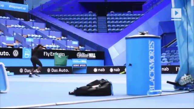 Serena Williams withdraws from Hopman Cup with knee injury