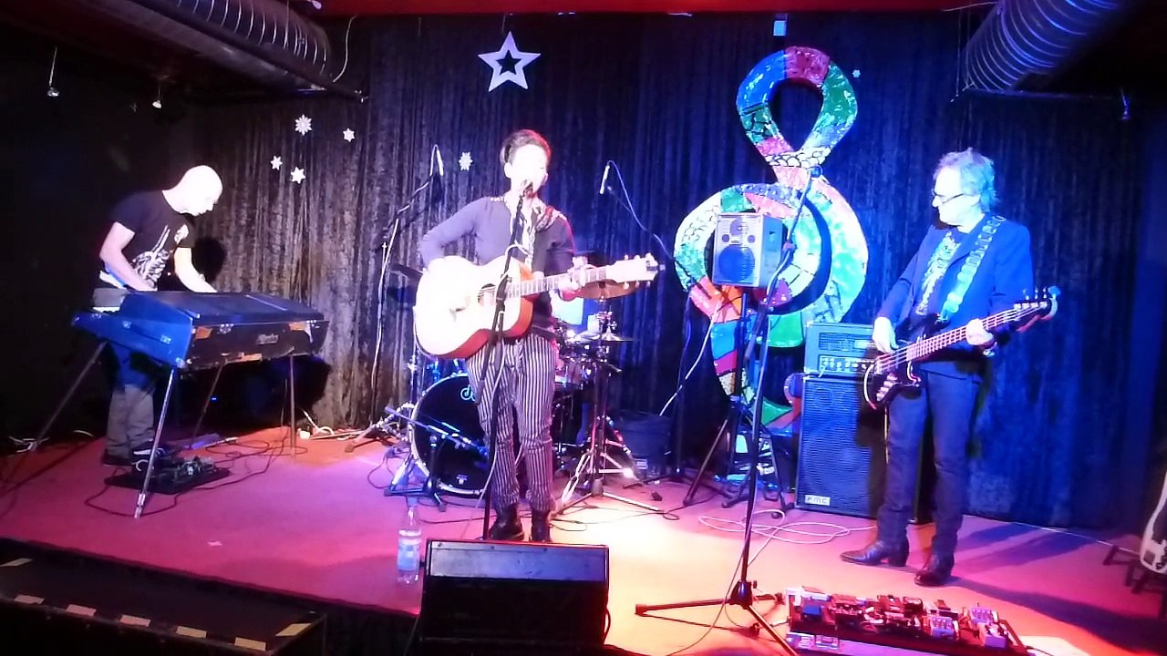 YAELLE CINKEY - Please believe me