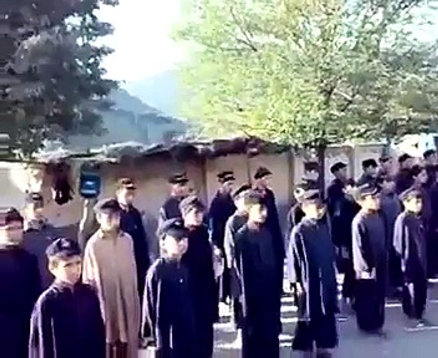 Pashto anthem by school children in Waziristan