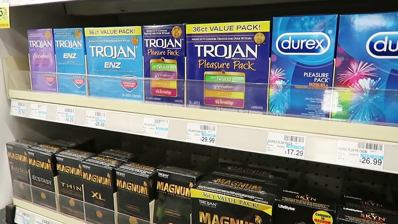 CONDOM CHALLENGE!!! W/ JENNA MARBLES & JULIEN