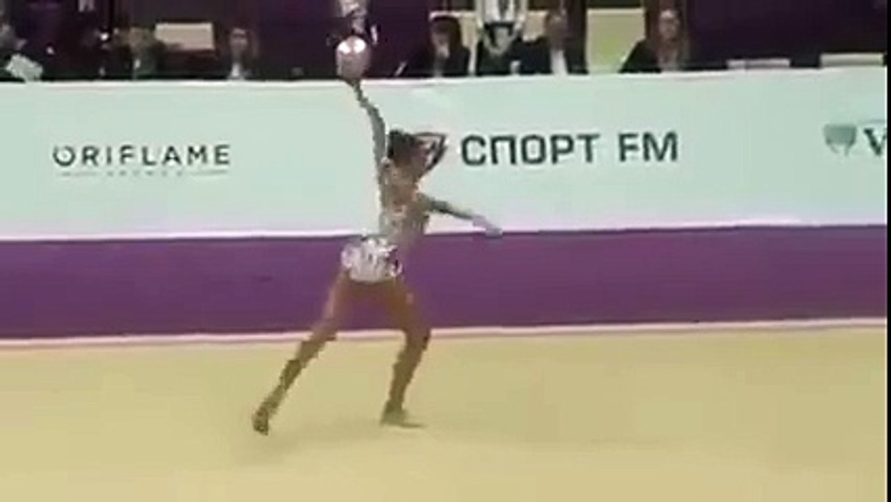 This Girl surprises Everyone With Her Routine....She Is The Best!