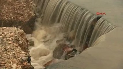 Kosova?da Eriyen Karlar Sele Neden Oldu