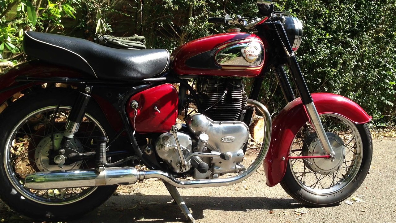 My first day with Kevin, my Royal Enfield Meteor Minor De Luxe.