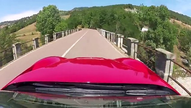 Ferrari f12berlinetta first drive (Motorsport)