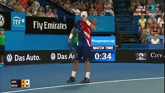 Geste fair-play de Jack Sock face à Lleyton Hewitt