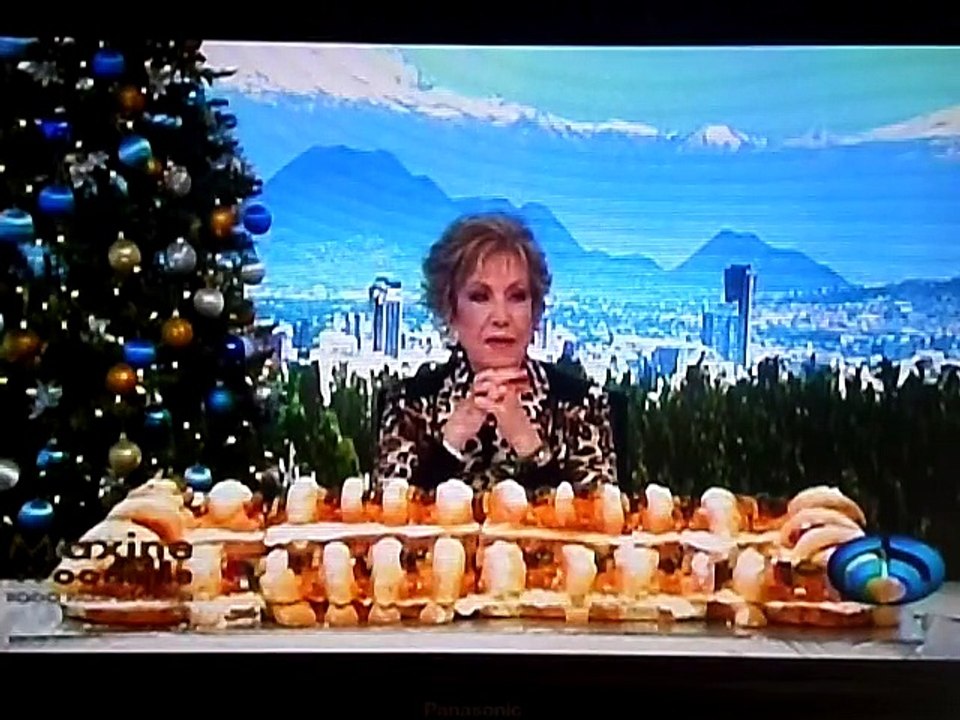 SOFIA CASTRO, LUCE CUERPAZO,MAXINE WOODSIDE, ENE 6 2016