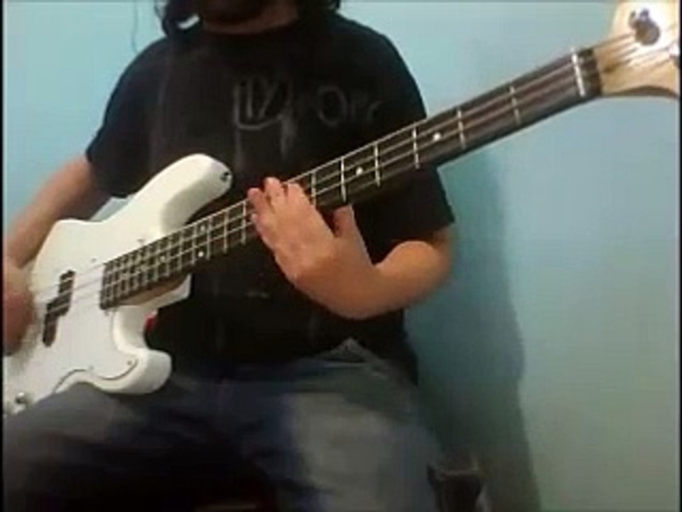 Motley Crue-Looks That Kill Bass Guitar Cover