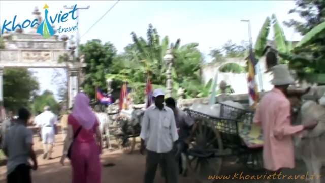 Visit the Joli Vihara of Wat Kompong Tralach Leu pagoda - travel to Cambodia | Tours Cambodia