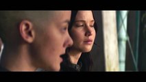 The Hunger Games: Mockingjay Part 2 Official Clip – “Old Friends”