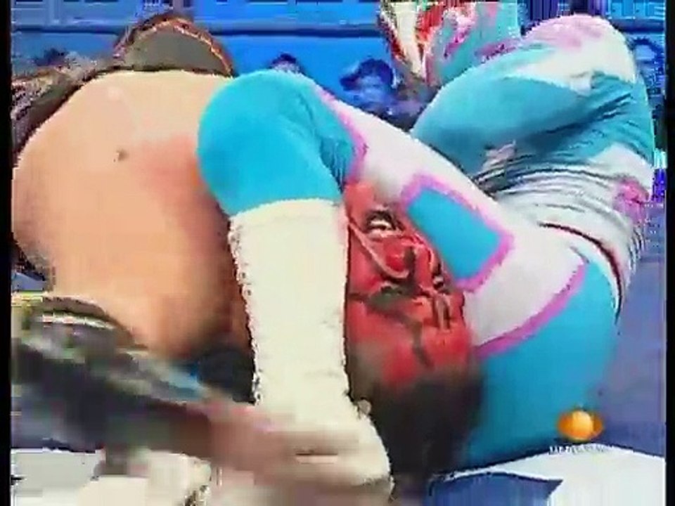 02 AAA World Mini's Title Six Man Battle Royal