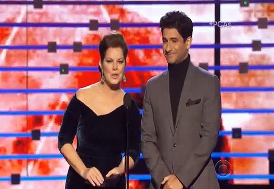 Johnny Depp wins Favorite Dramatic Movie Actor People's Choice Awards 2016