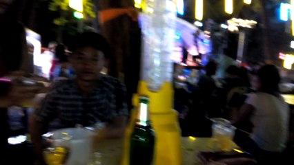 2015-12-31 reveillon Nouvel An a Nai Harn dancing (2) 54