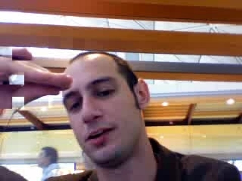 Hello from HK airport transit zone