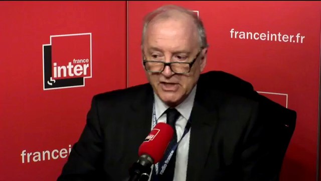 Hubert Védrine : François Mitterrand a toujours gardé une distance, une zone d'intimité
