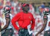 Buccaneers surprisingly fire coach Lovie Smith