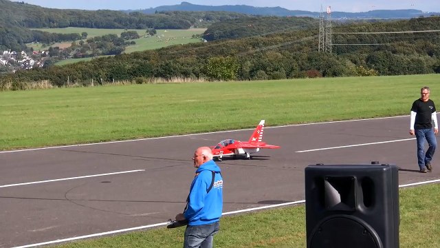 RC TURBINE JET CRASH !!! YAK 130 BIG SCALE TURBINE MODEL JET FLIGHT ON A WINDY DAY