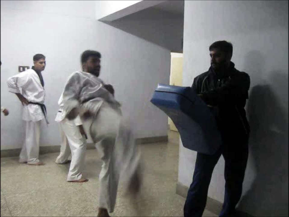 adil bin talat pakistan taekwondo champion target  training 2010
