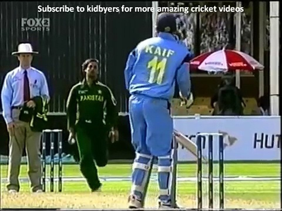 SHOAIB AKHTAR AMAZING BOWLING SPELL 425 VS INDIA 2004 ICC CHAMPIONS TROPHY