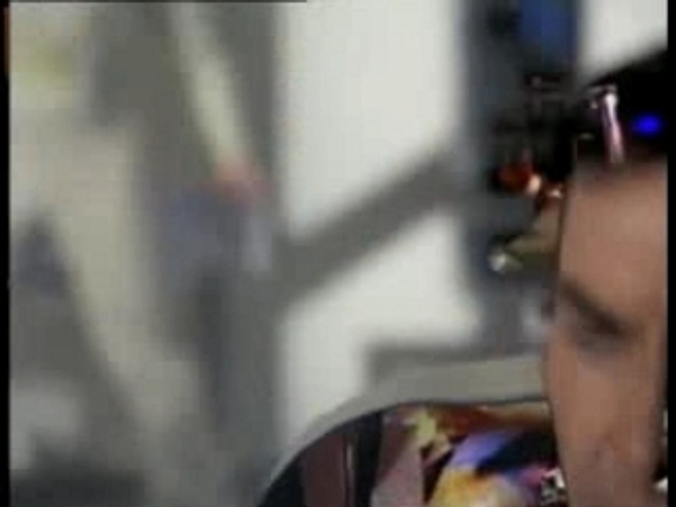 Cosmos 99 Marcus Miller Attaque