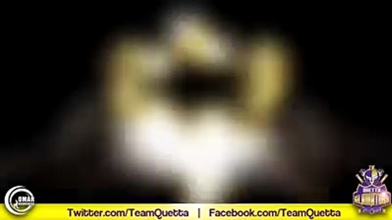 Guldozer coming to demolish those stumps Pakistan Super League Fans