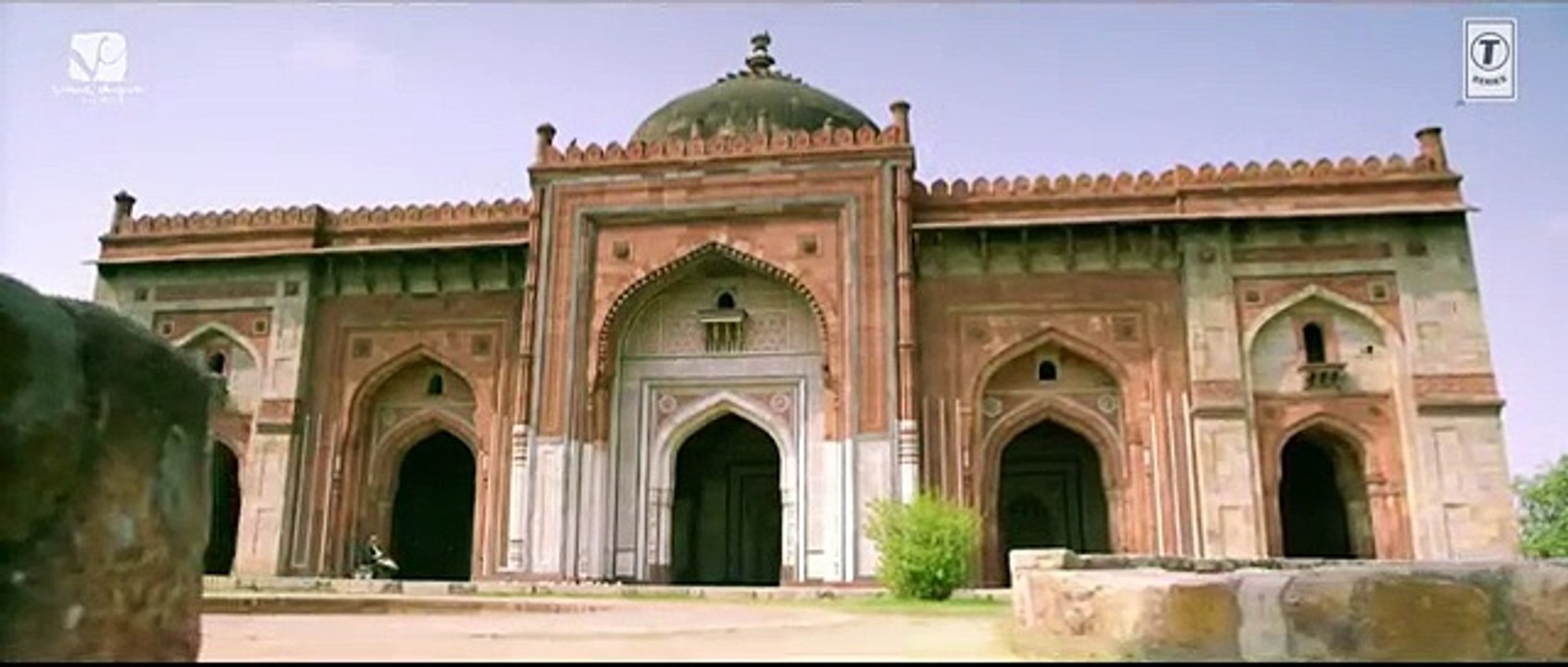 Making of 'Maula'  Song - WAZIR - Amitabh Bachchan, Farhan Akhtar