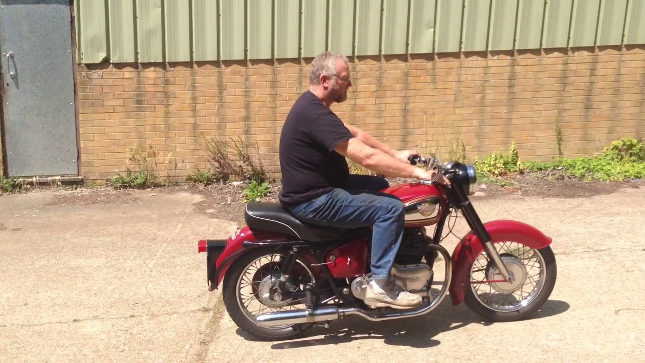 Chris tries Kevin, my Meteor Minor