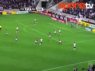 Renato Augusto'dan plase dersi!...