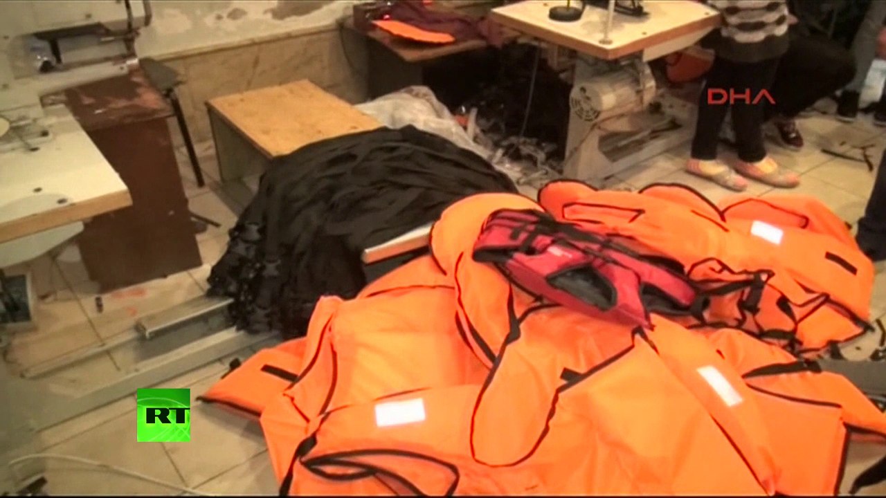 Un millier de faux gilets de sauvetage fabriqués par les enfants découverts dans un atelier turc