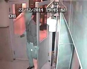 Kadın Öğretmene Öğrencisinden Taşlı Saldırı