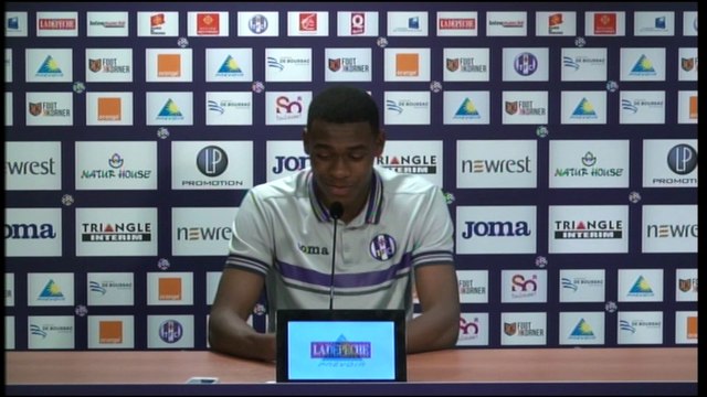 Conférence de Presse d'Issa Diop avant Reims/TFC
