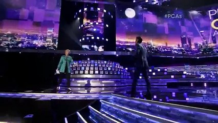 Los People's Choice Awards se burlaron del error del Miss Universo