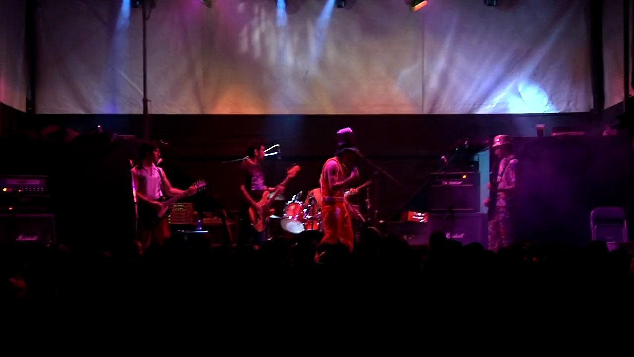 San Rockiño 2011, Os Melloriños de Cada Casa Homenaxe os Mais Jrandes (Heredeiros da Crus). 14-O Jran Batacaso 15-Juele a cona beibe 16-Solo Bateria (Ramallo)