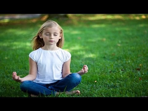 Yoga For Obesity - Kapalbhati Pranayama For Weight Loss, Exercises For Overweight - English