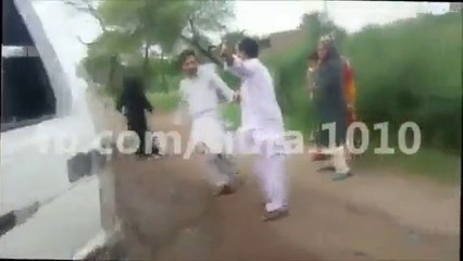 Van Driver run away with Passengers on Sargodha Road. Rep