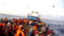 Yunan Adalarına Geçmeye Çalışırken Kurtarılan 204 Sığınmacının Görüntüleri